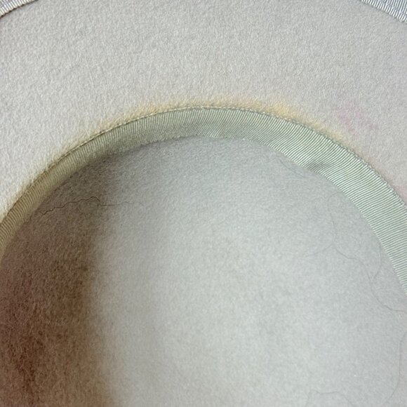 Canadian Wool Cloche Hat with Veil Gray Felt Vintage Millinery Retro 1940s Style - Picture 15 of 16